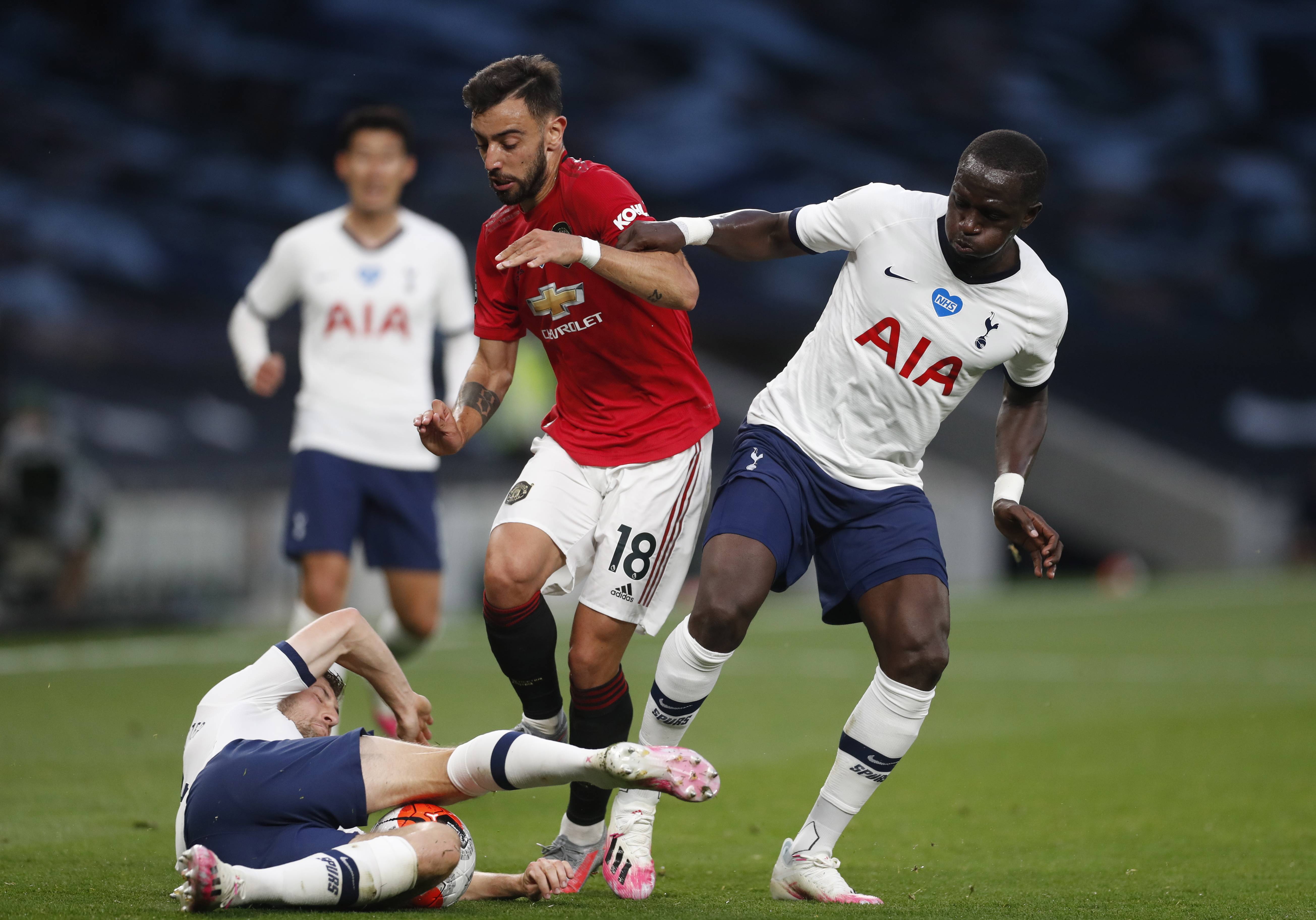 際級後衛的 際級後衛的